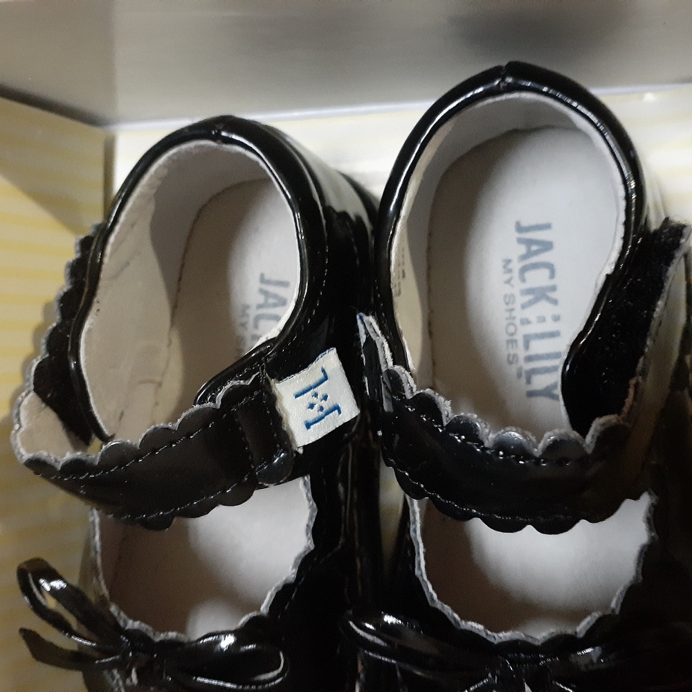 Jack and Lily baby girl black shoes size 6-12 mont - Picture 6 of 8
